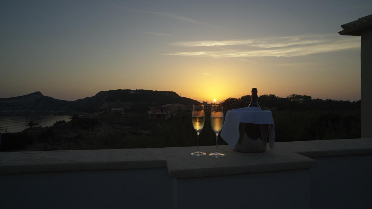 Acantha Boutique Hotel Ereikoussa 外观 照片